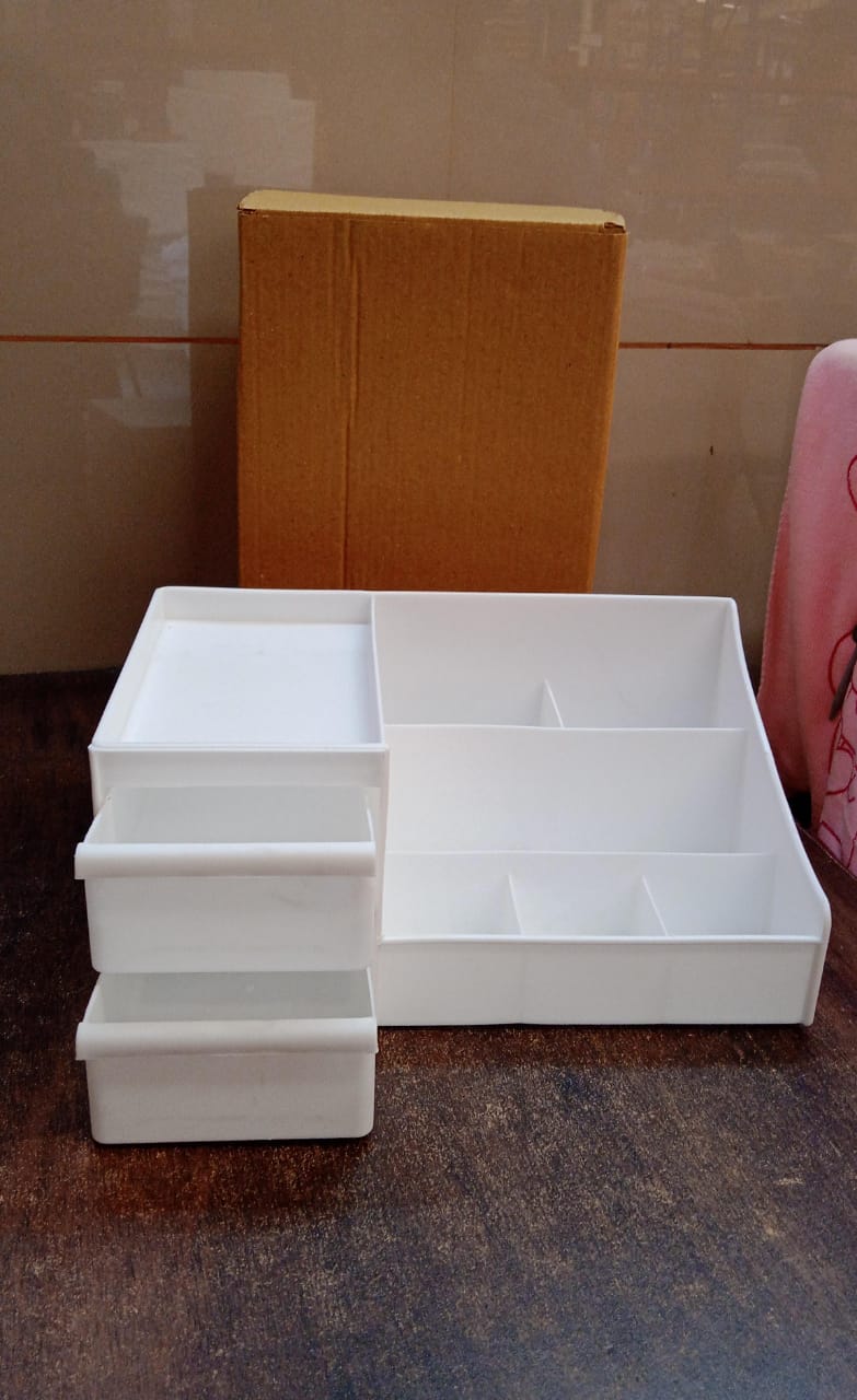Large Cosmetic Organizer Box