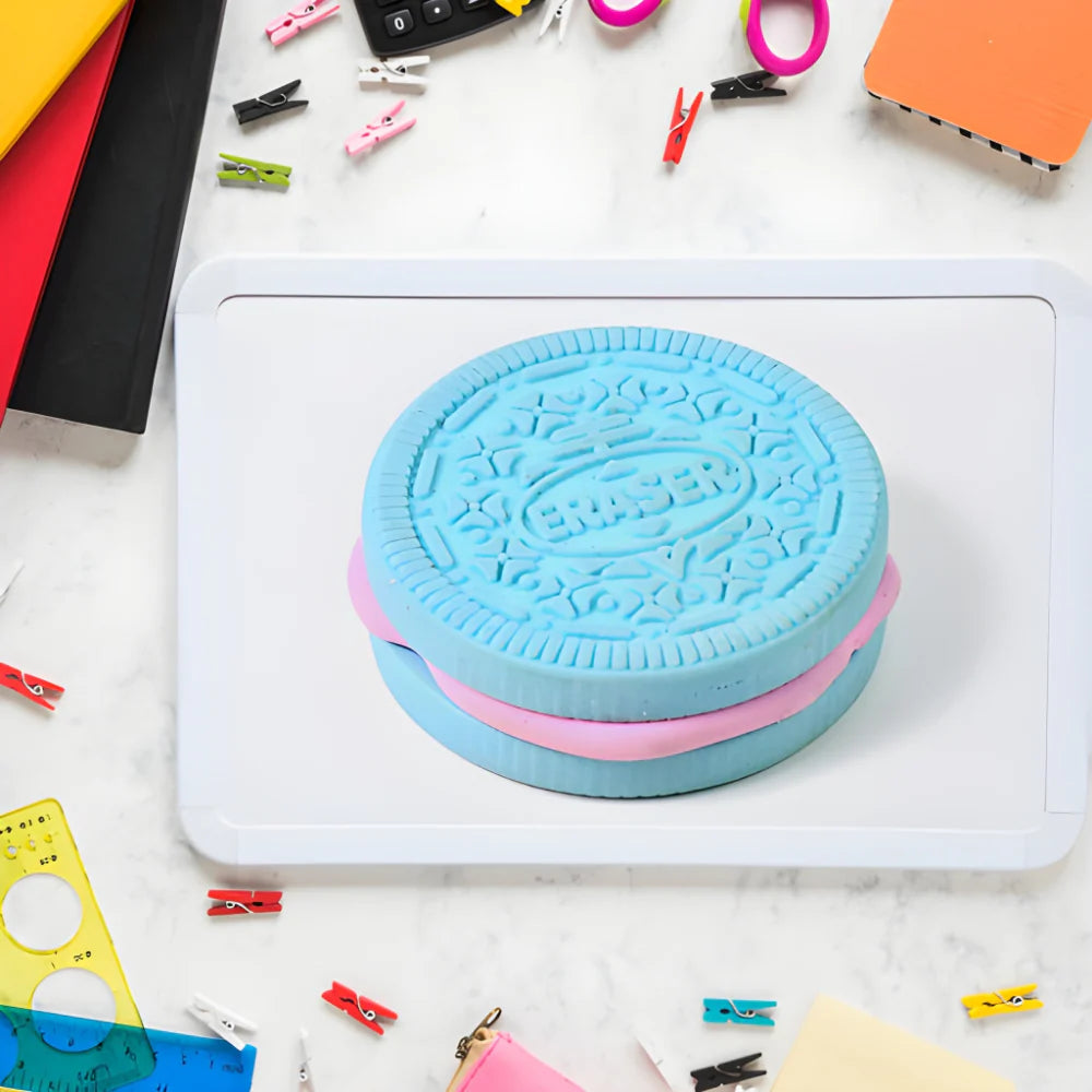 Kids biscuit-shaped eraser, round blue with textured surface