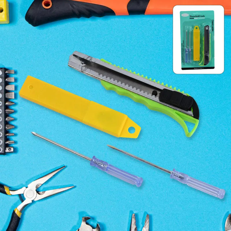 Heavy Duty cutter set with blades, yellow handle and green-black utility knife