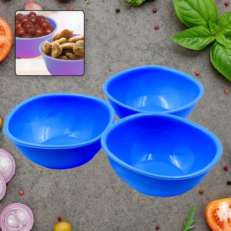 Blue microwave-safe plastic bowls, set of three