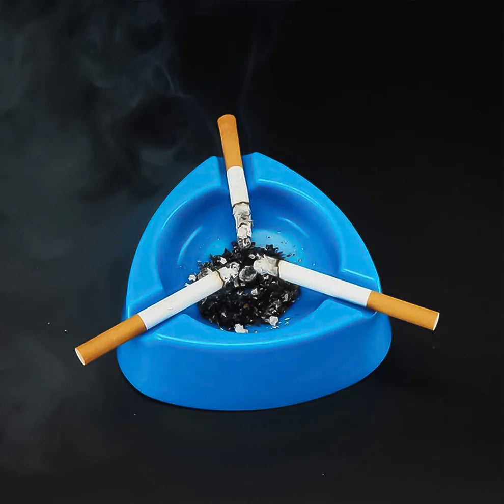 Heavy duty plastic ashtray