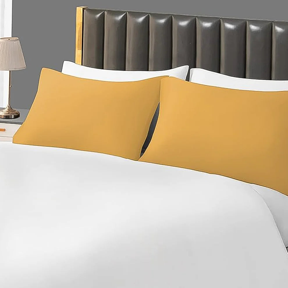 Soft decorative pillow cover – 70×40 cm