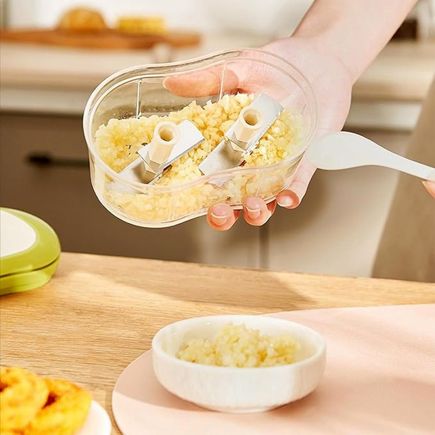 Manual Hand Push Garlic Cutter