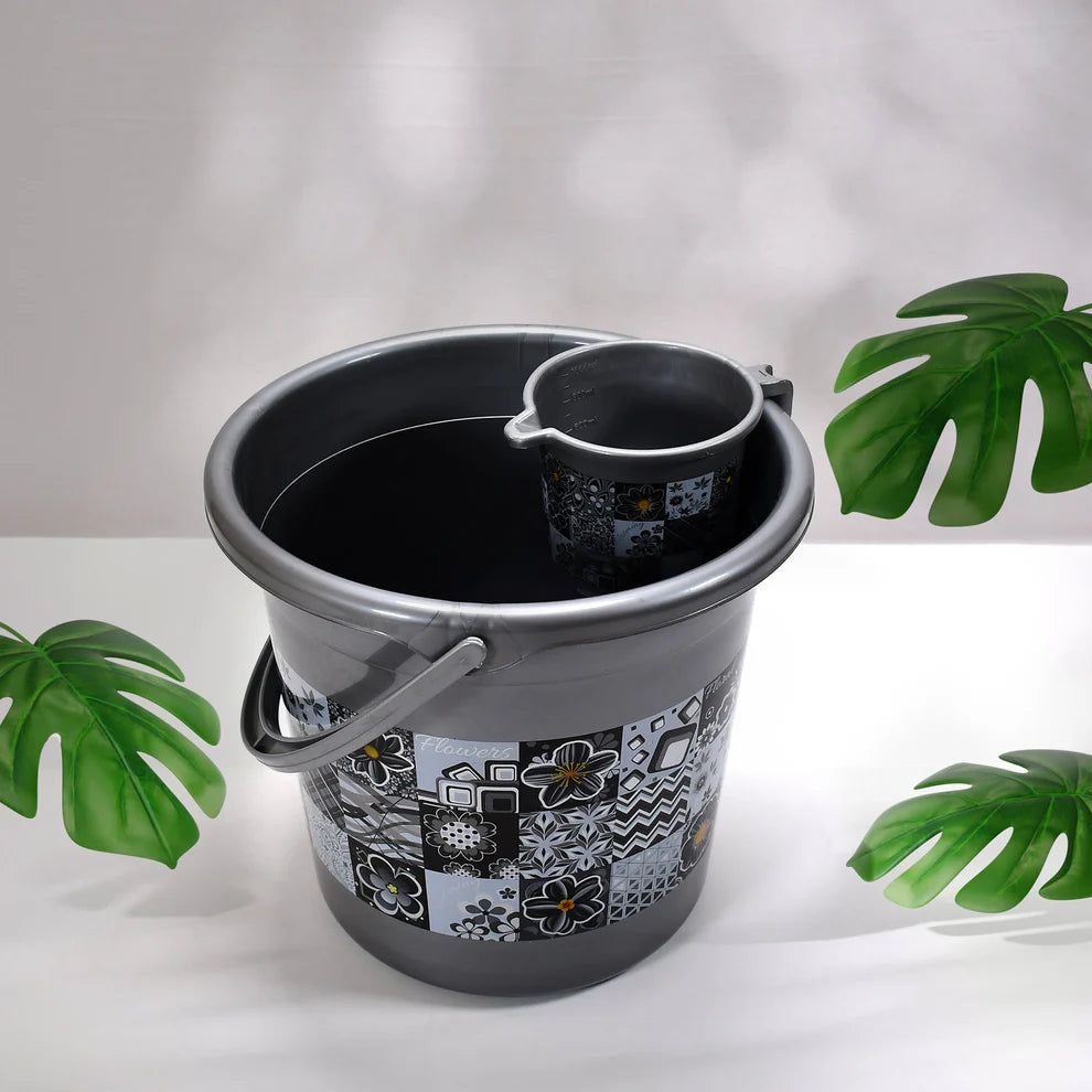 7-piece plastic bathroom set