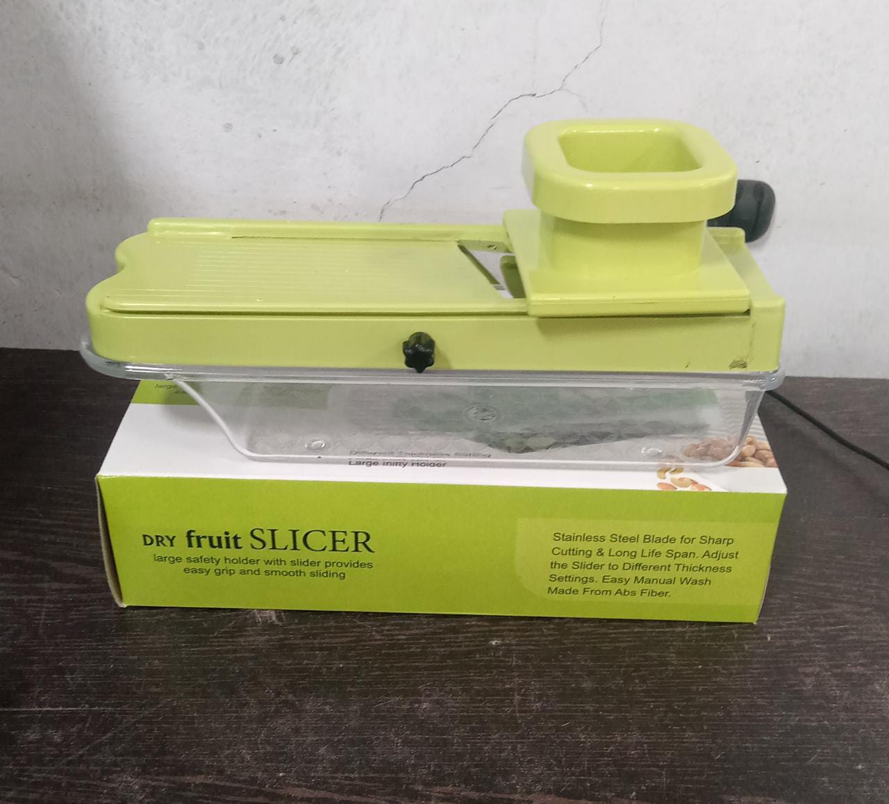 Adjustable Vegetable & Fruit Slicer