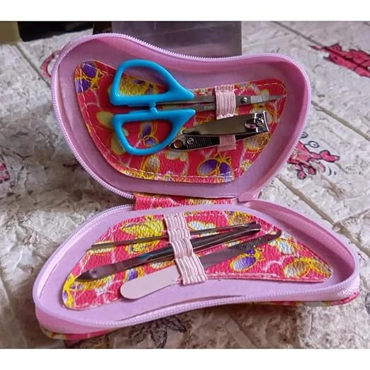 5 in 1 Manicure Grooming Kit - Health Care