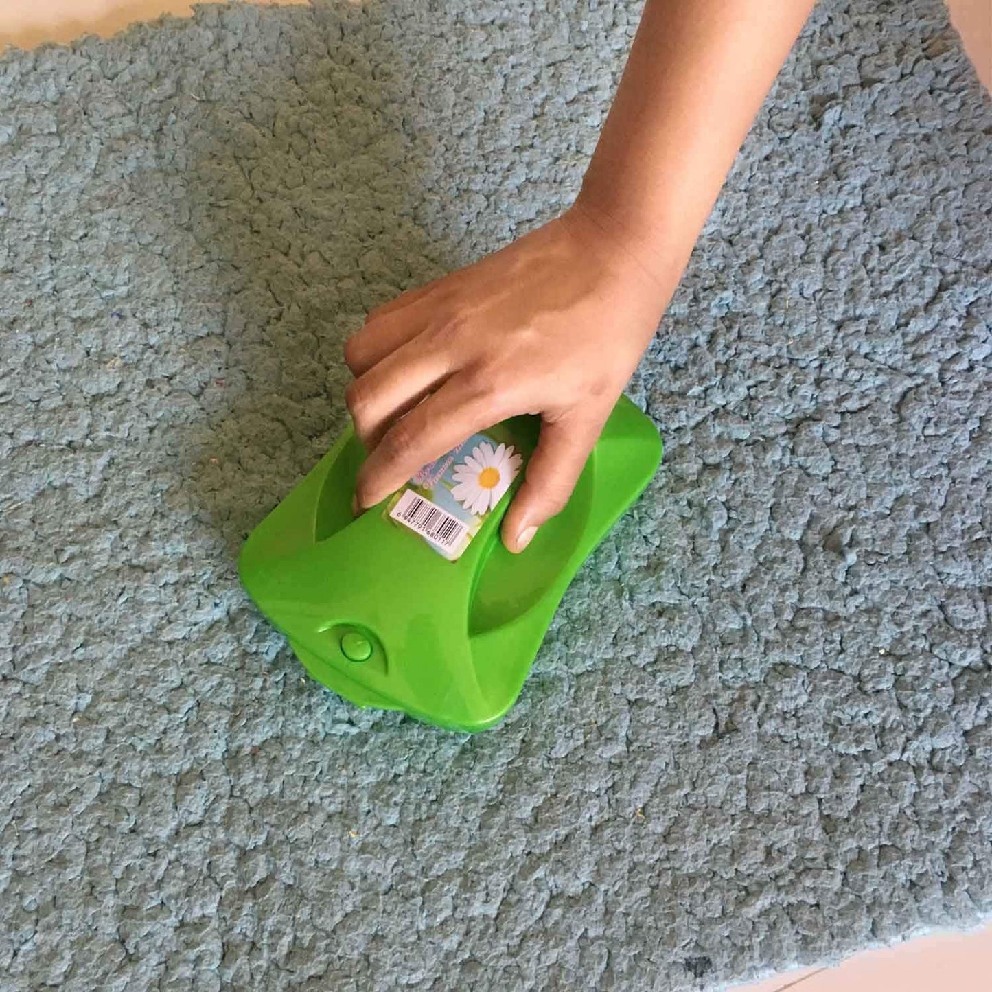 3-Roller Carpet Brush