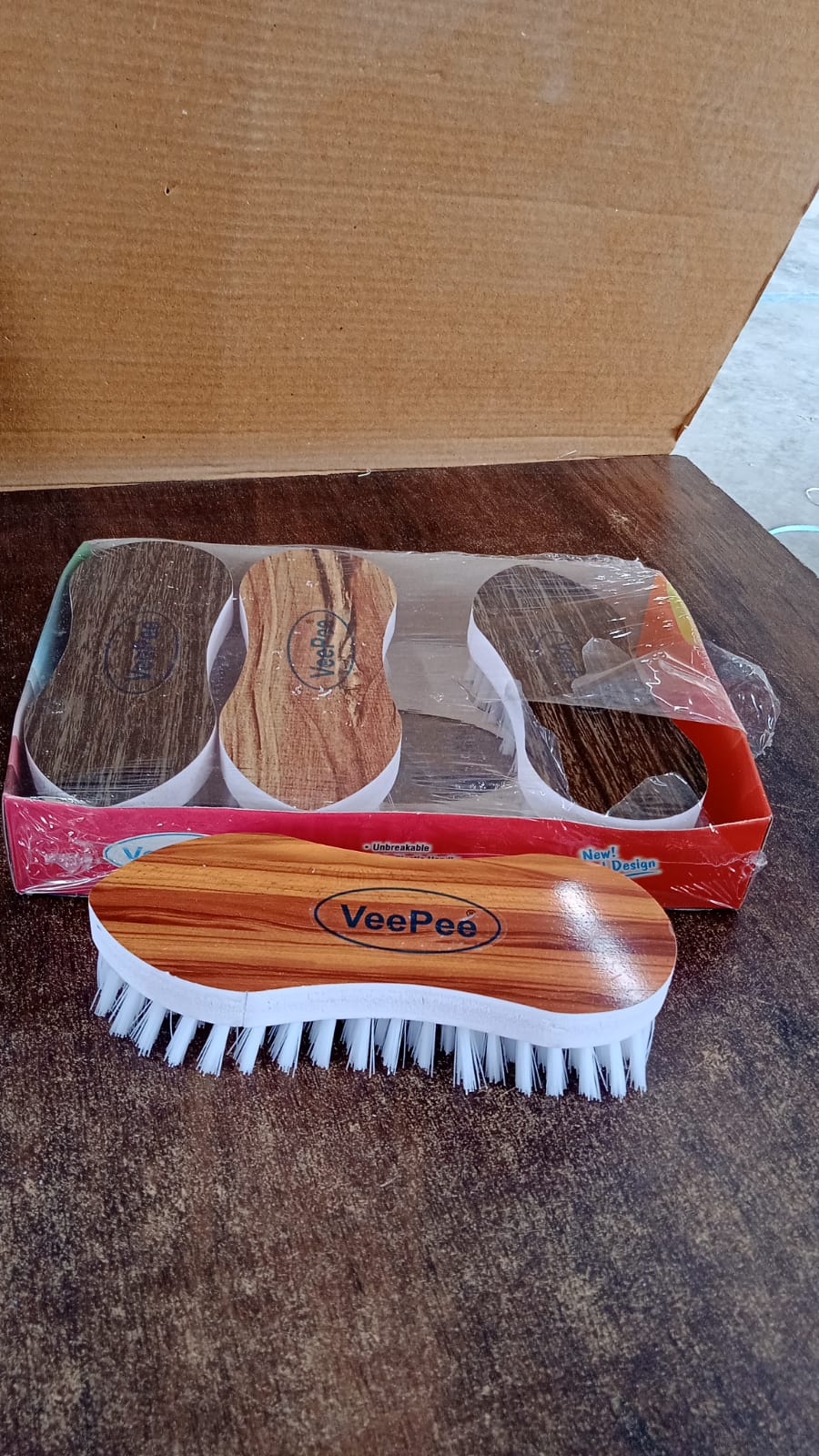 Curved Laundry Brush Set