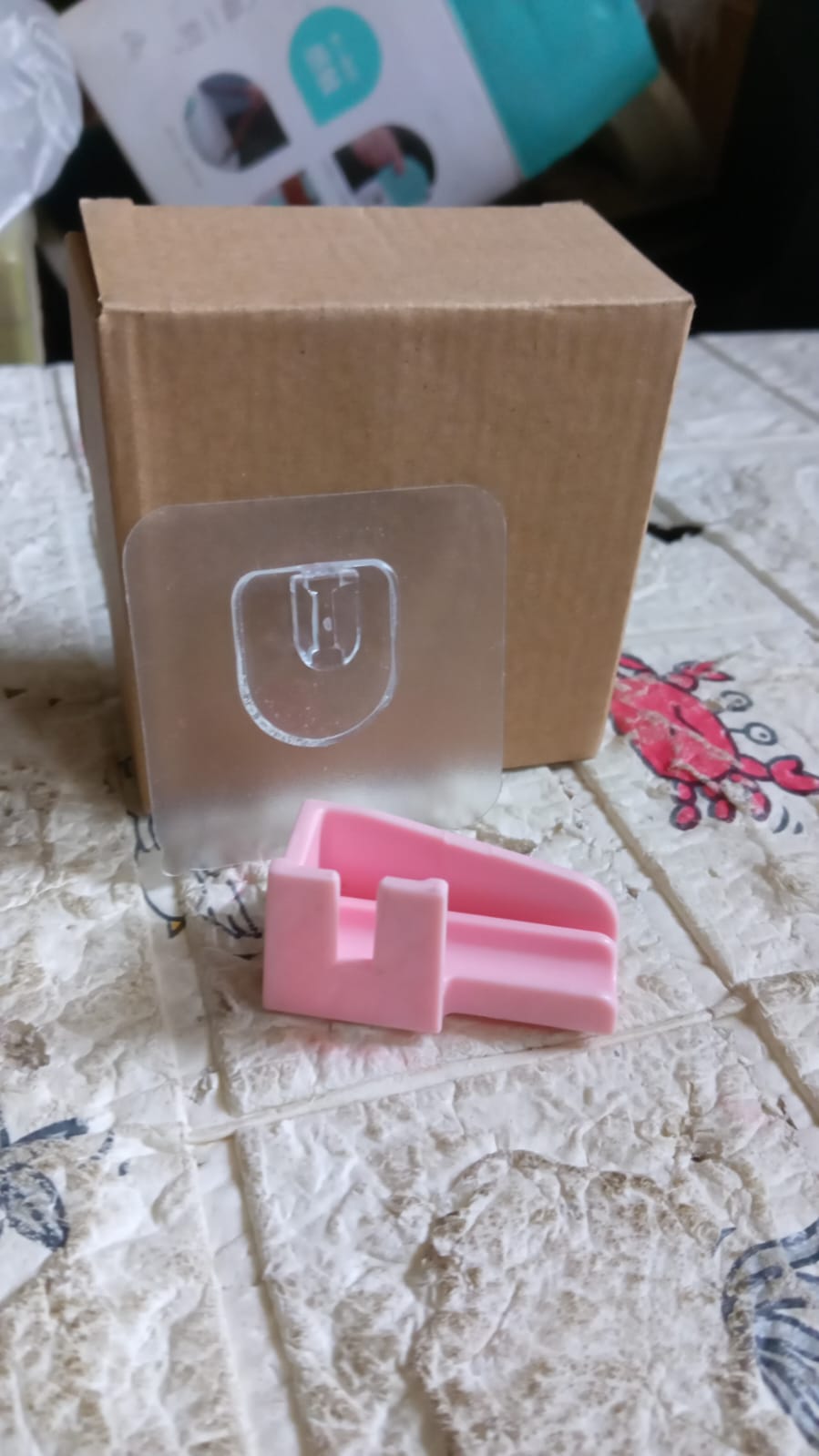 No-Drill Knife Holder