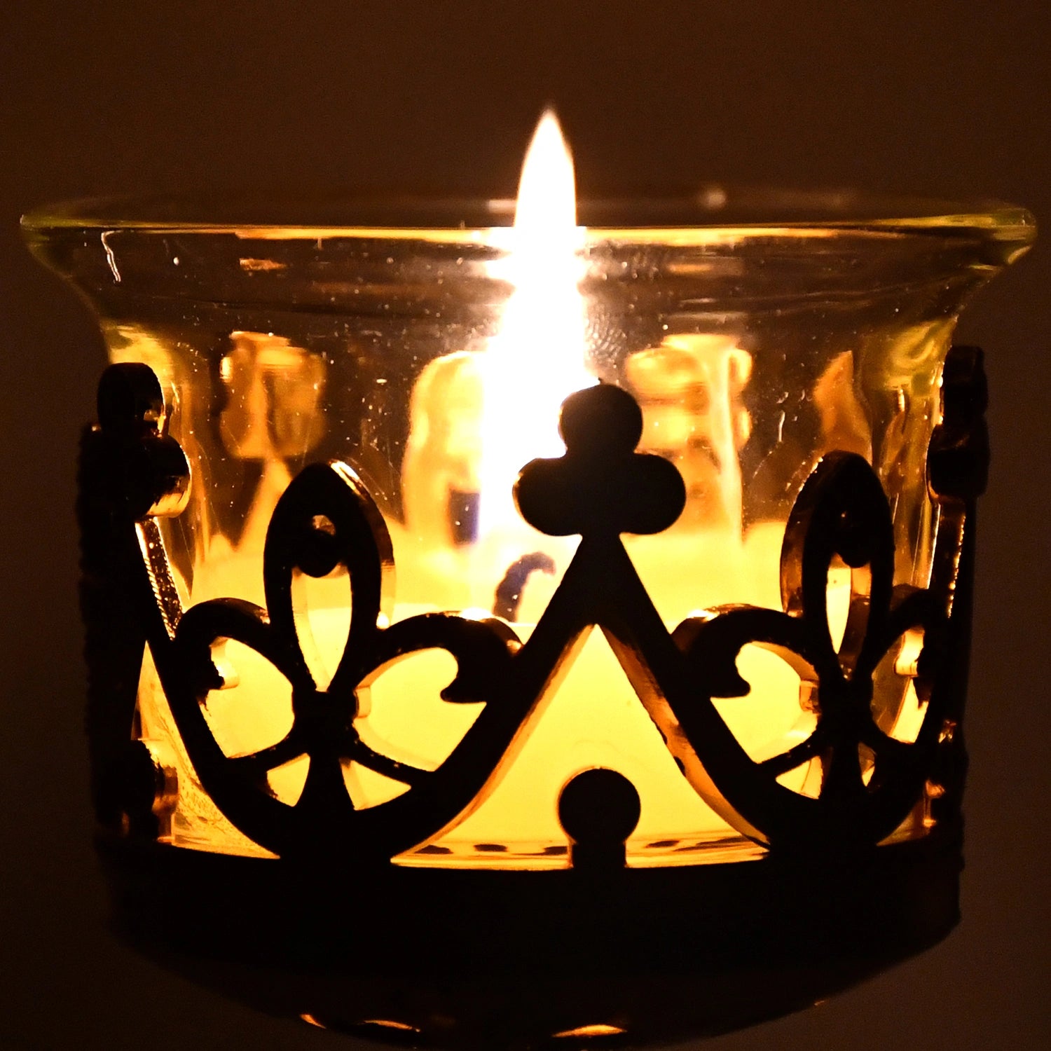 Golden flower candle holder