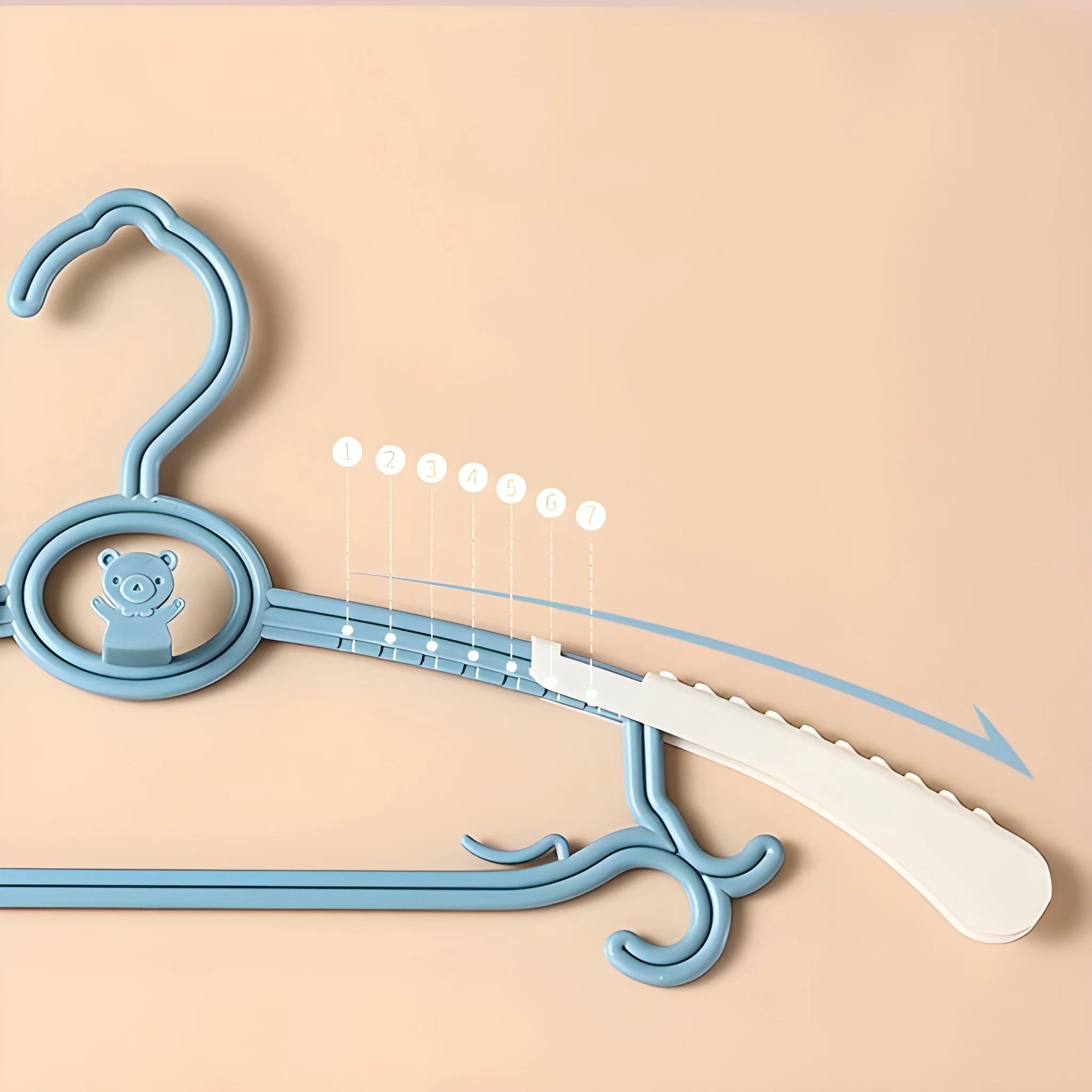 Adjustable kids’ clothes hangers