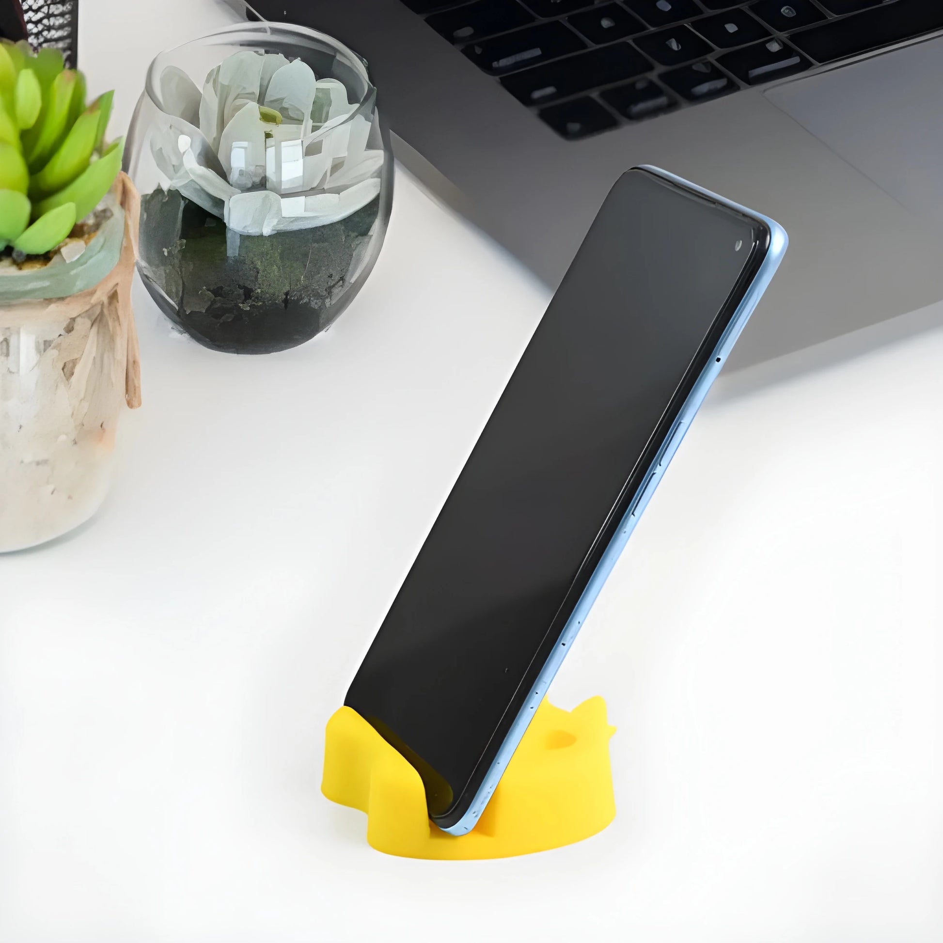 Apple Phone & Pen Stand - Electronics