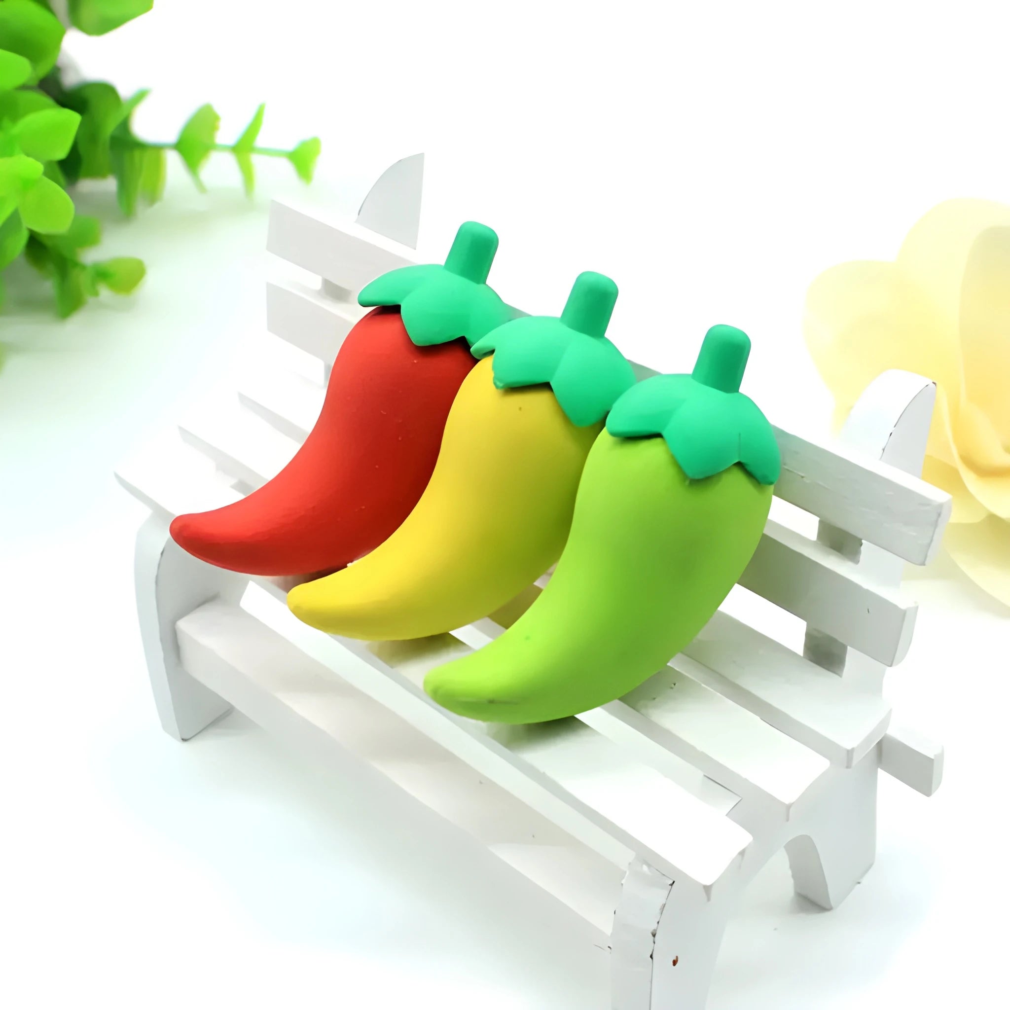 Chili-shaped fun erasers (3-pack)