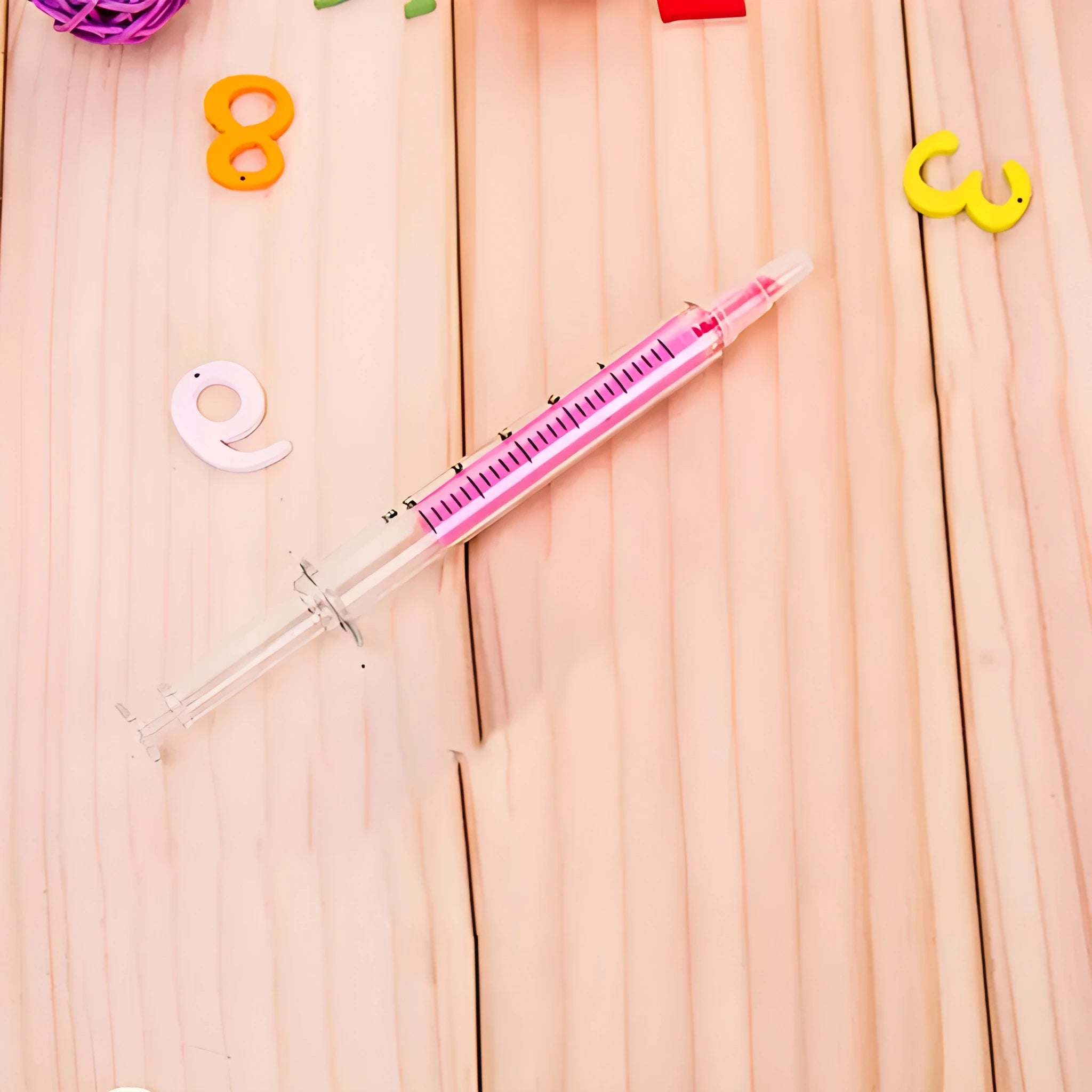 Creative dual-tip highlighter