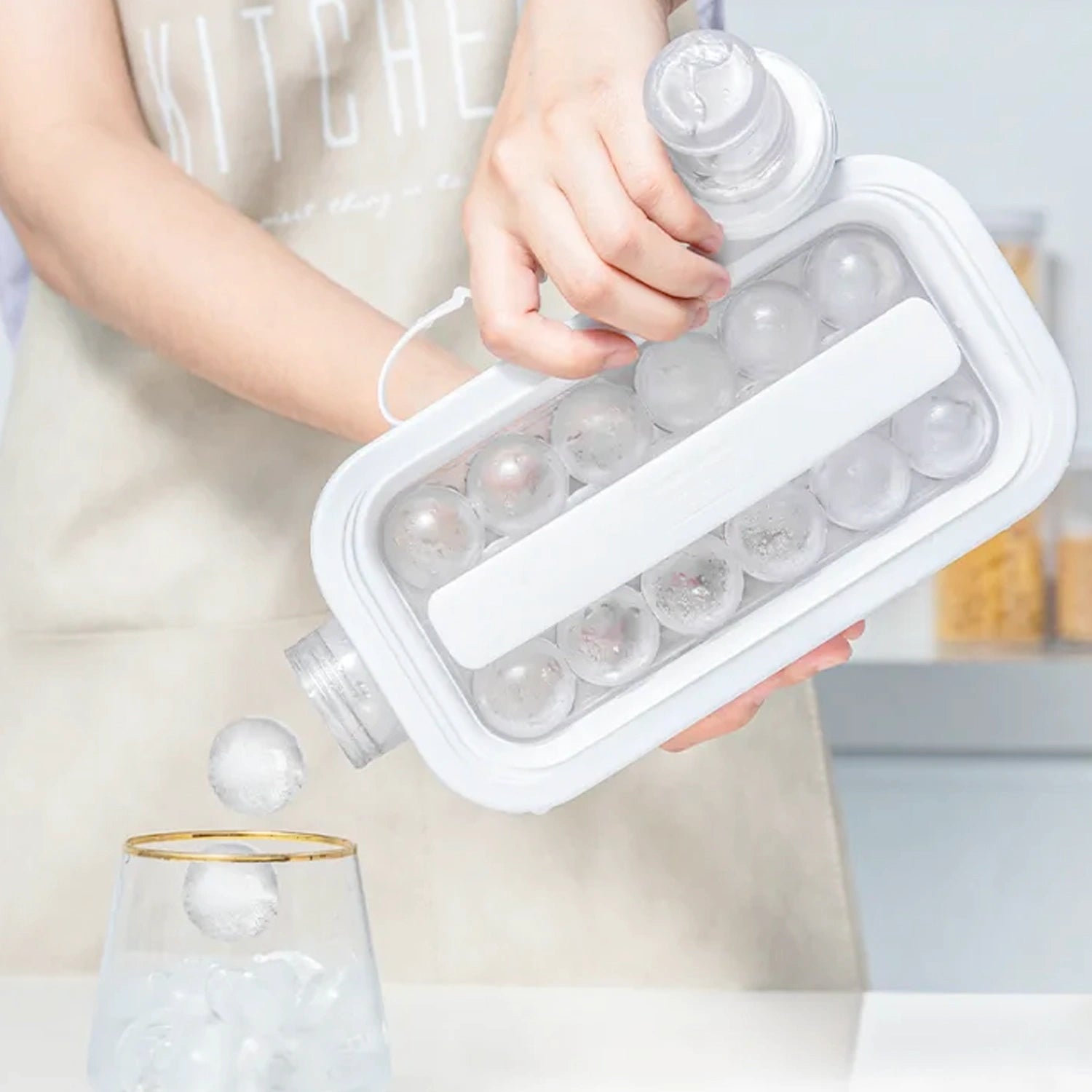 2-in-1 ice ball maker bottle