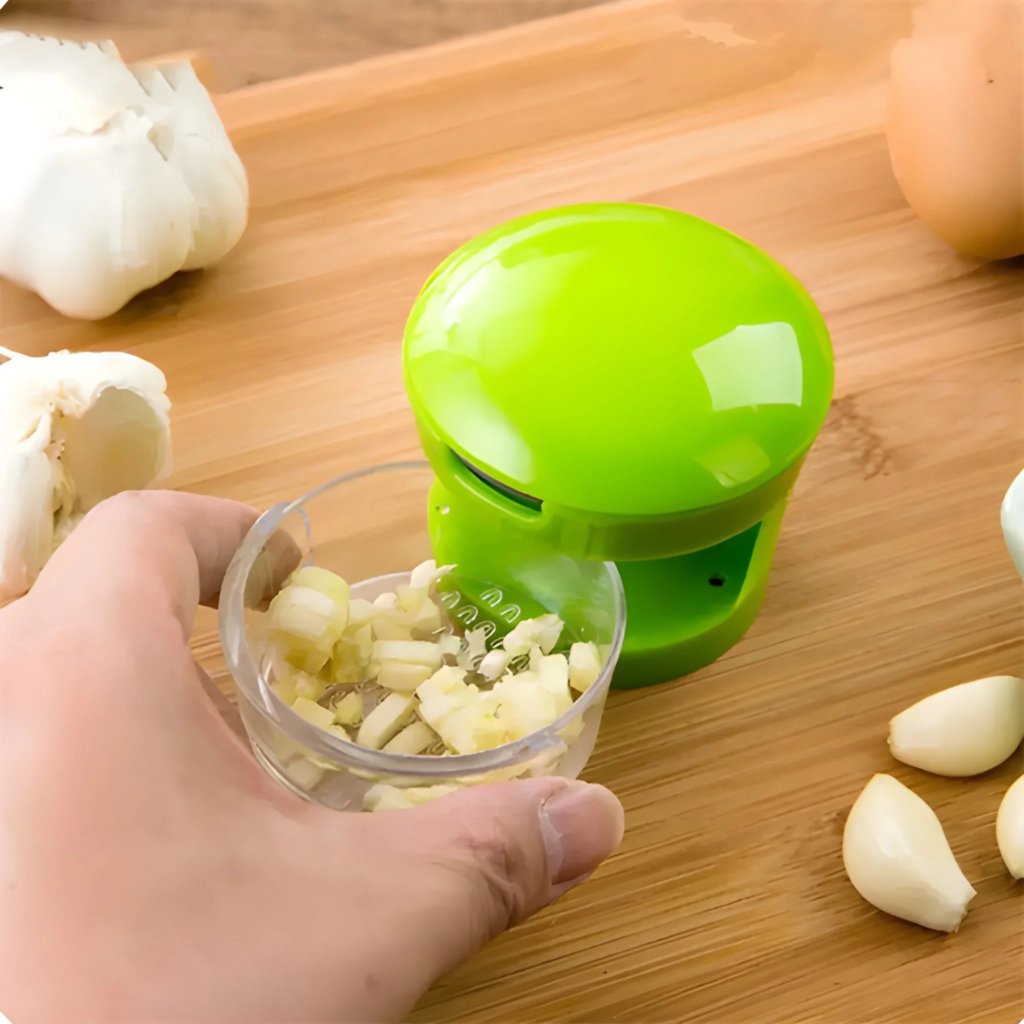 Manual garlic ginger crusher