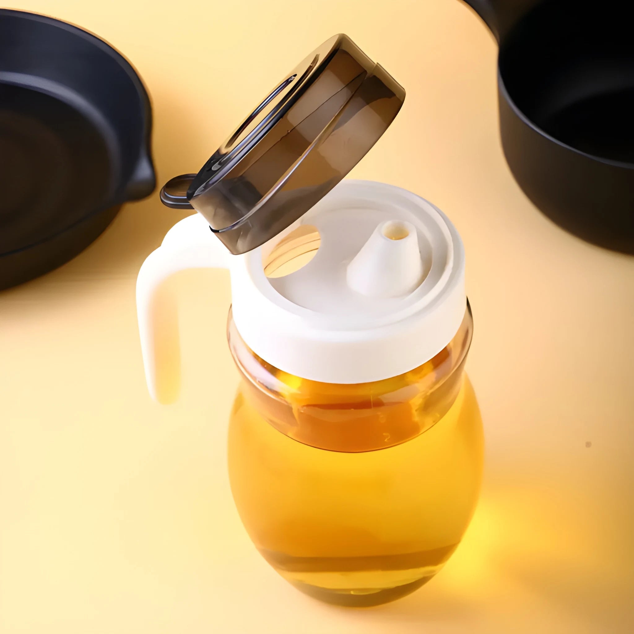 Precision pour oil dispenser