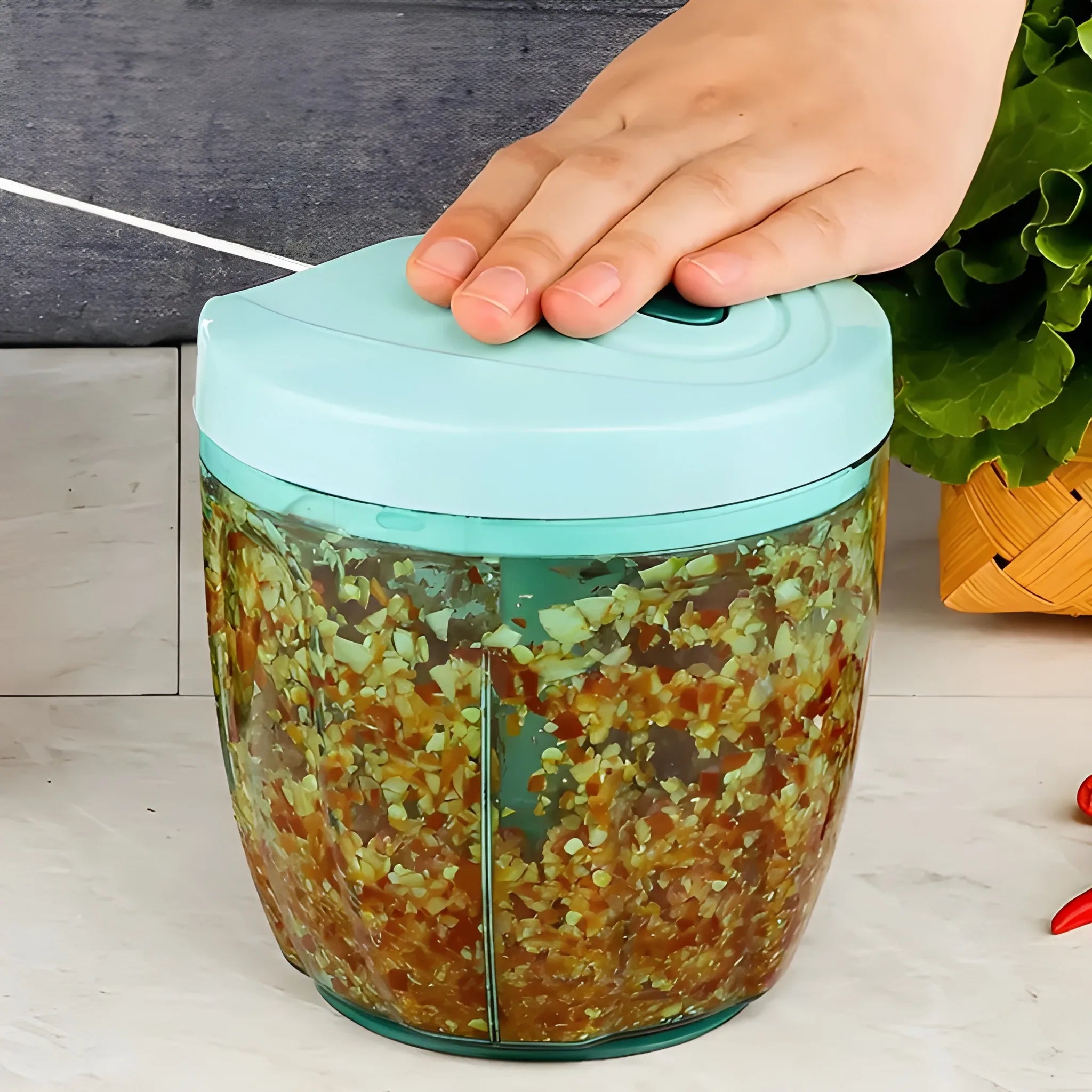Pull-string vegetable chopper