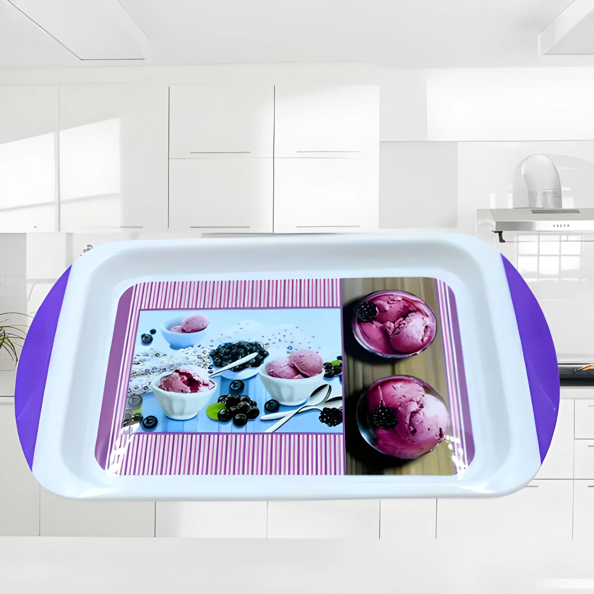 Sleek multi-use organizer tray