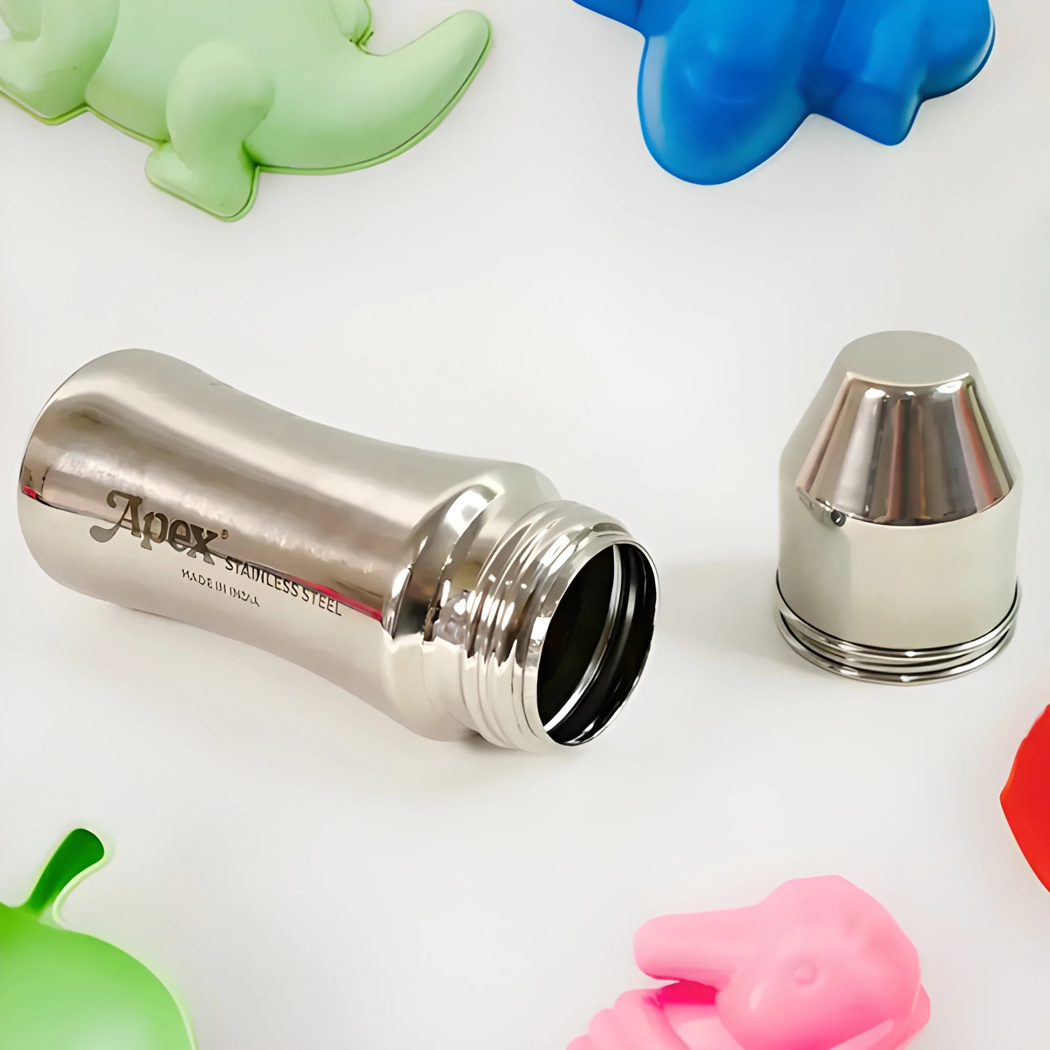 Stainless steel baby feeding bottle