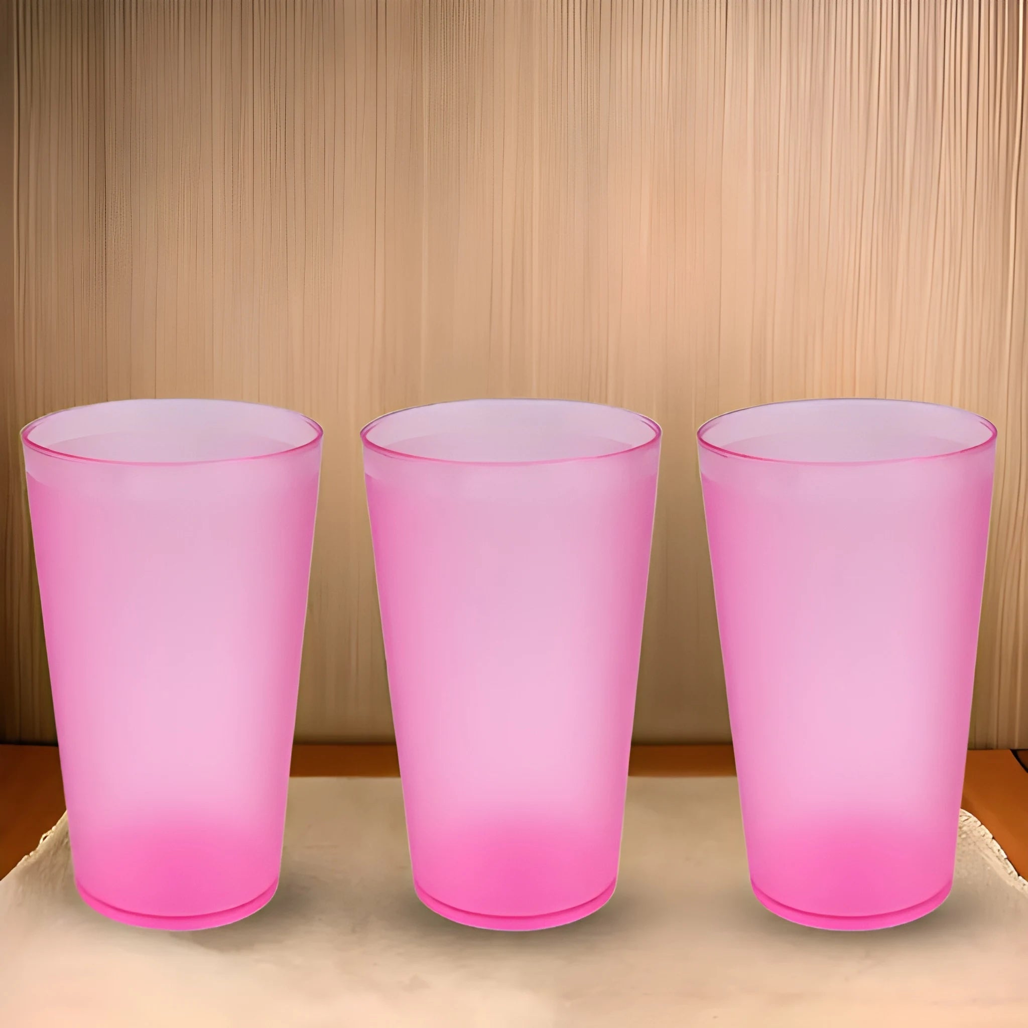 Unbreakable plastic drinkware set