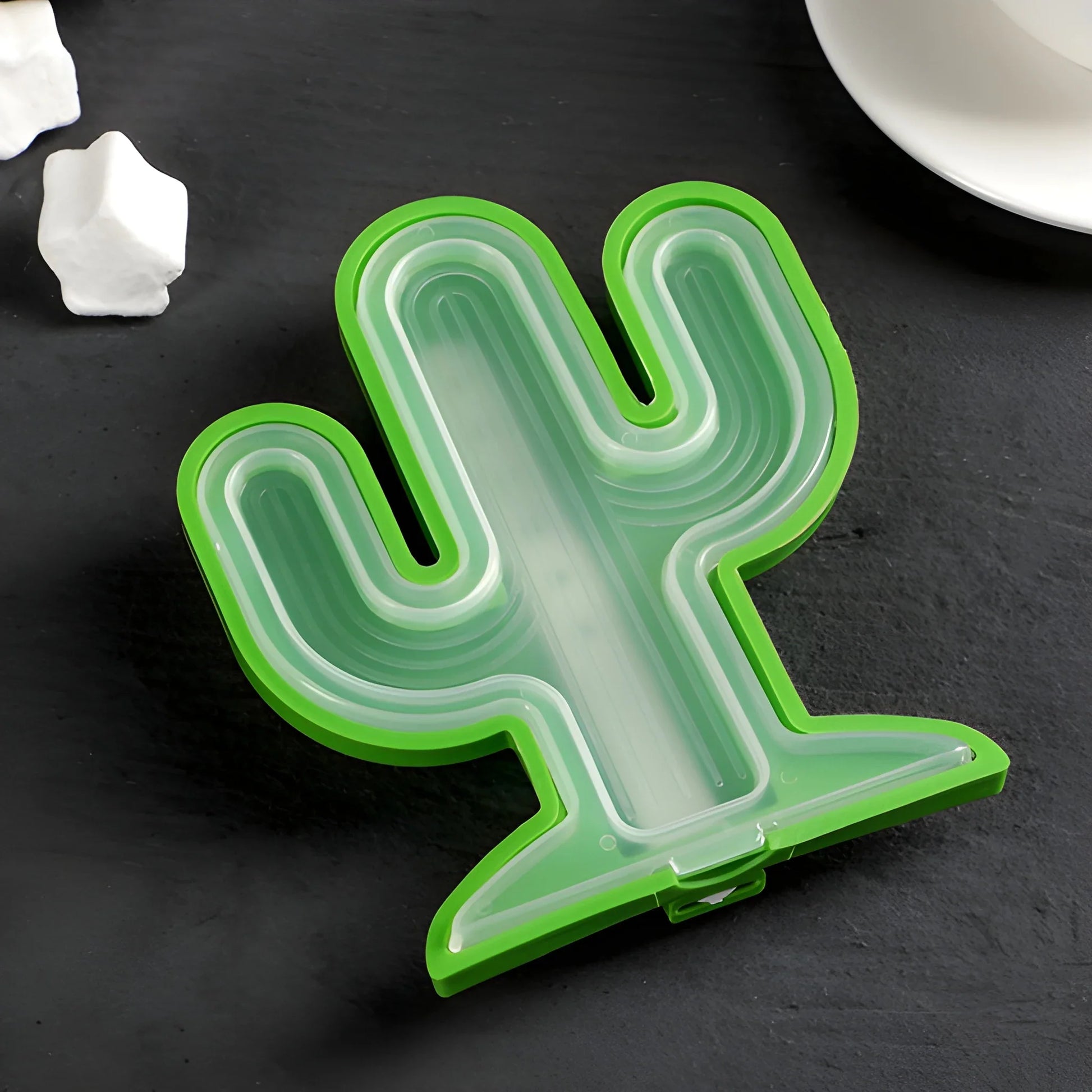 Cactus Silicone Popsicle Mold - Home & Kitchen