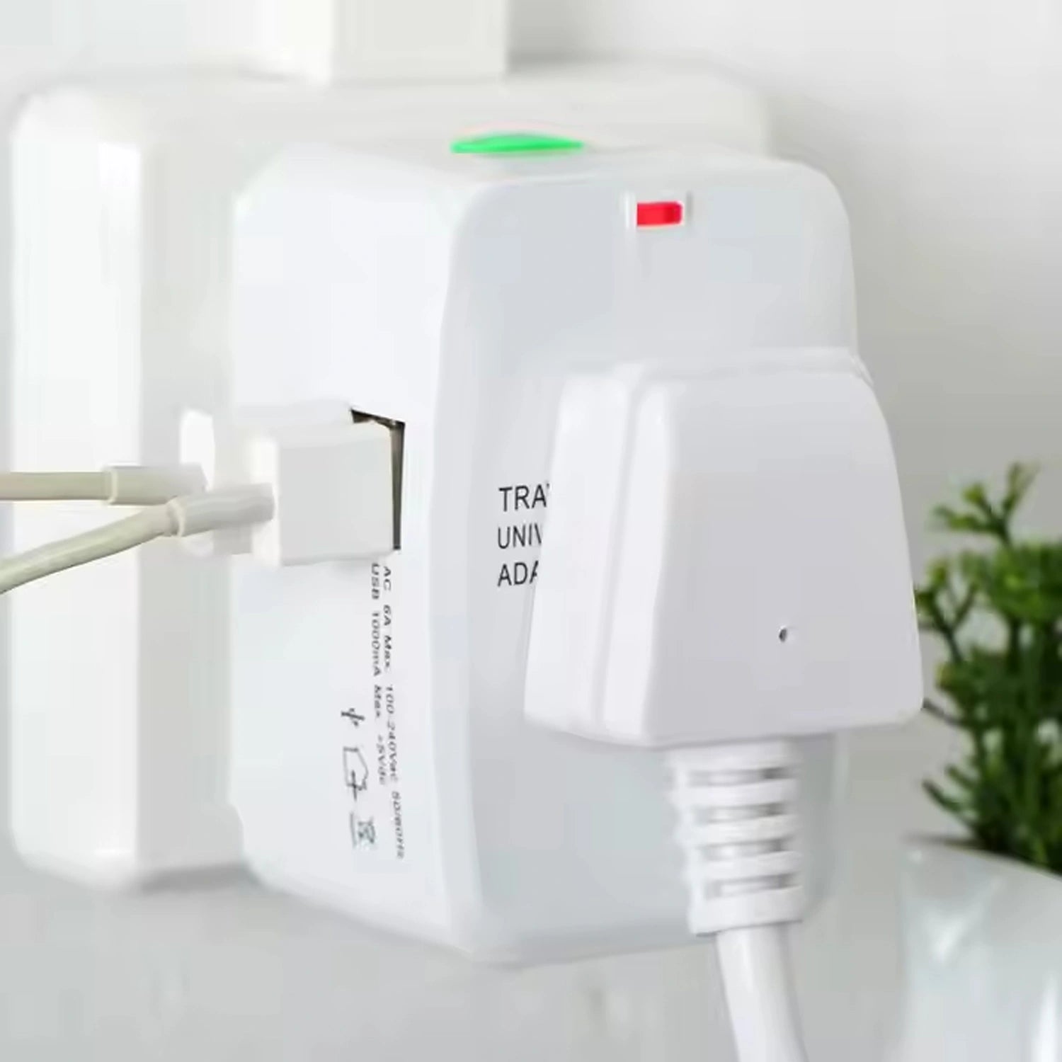 Universal travel adapter