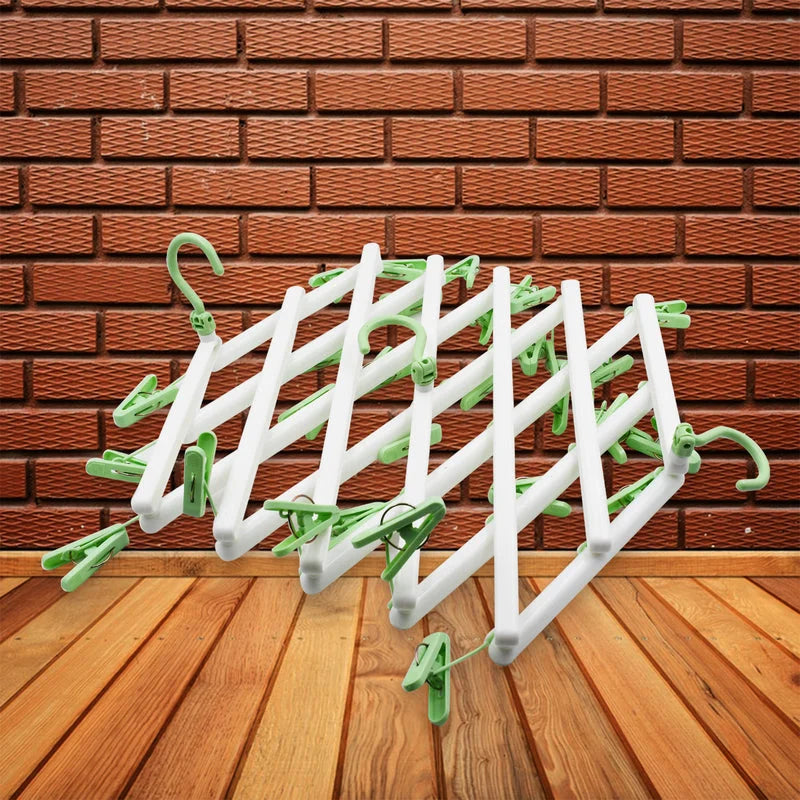 Foldable sock drying hanger