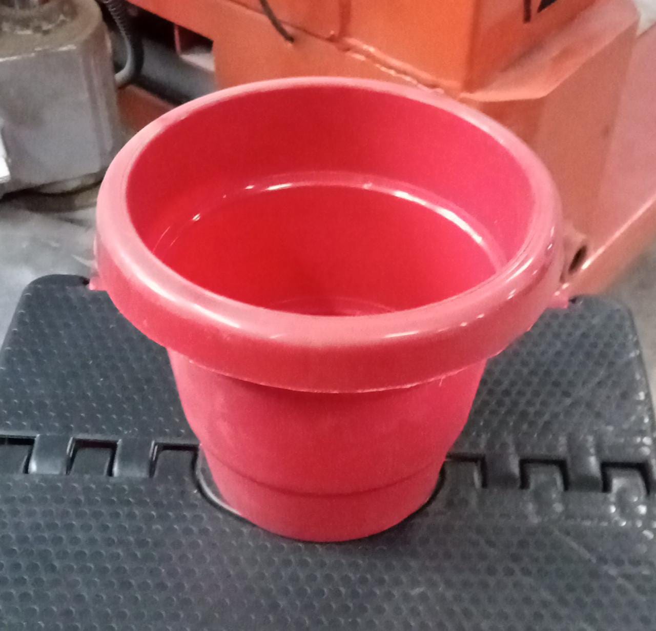 13cm Heavy-Duty Plastic Plant Pot