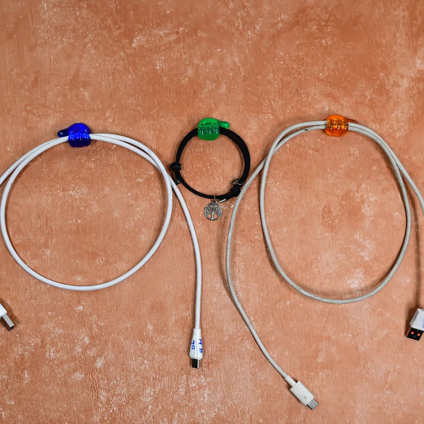 Best hand-shaped wall clips - utility hooks | 2025 | fast shipping