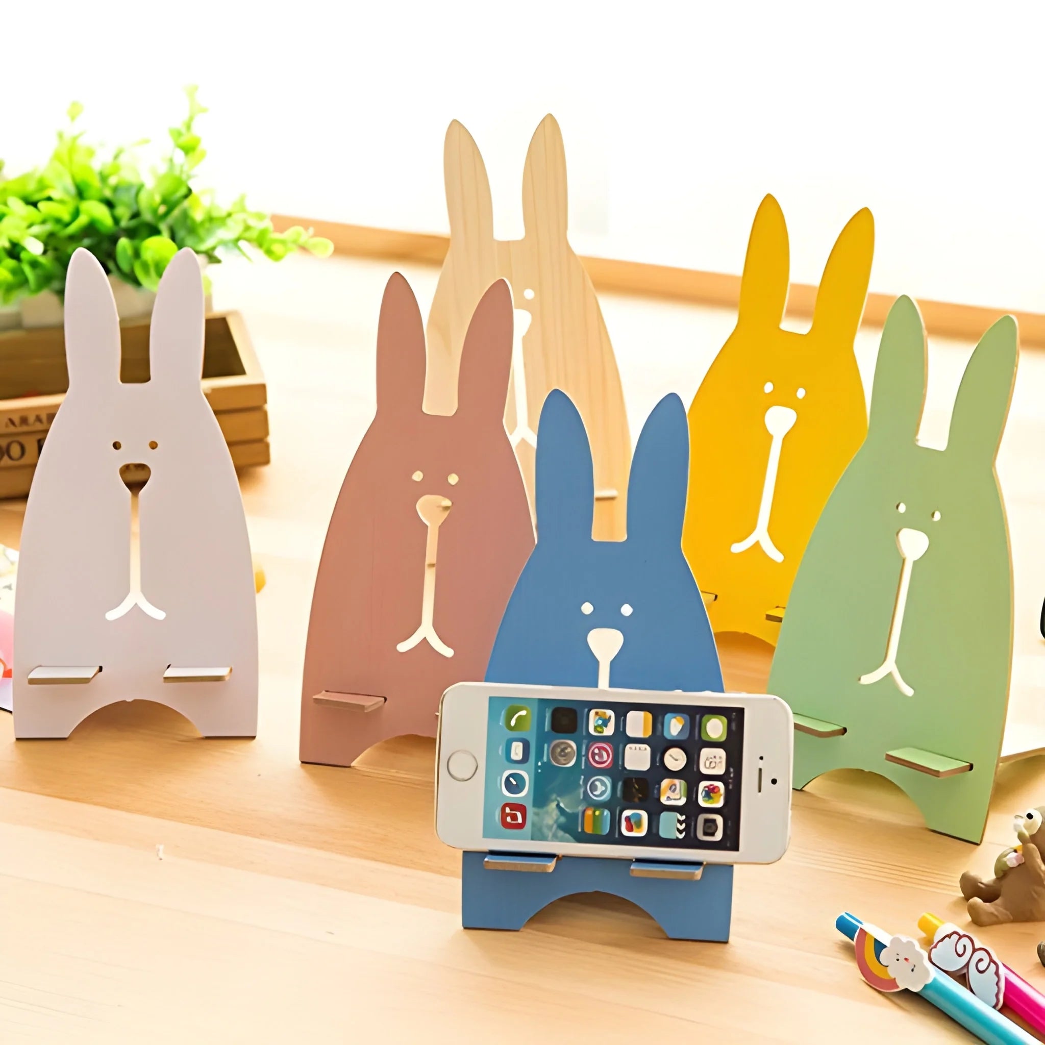 Wooden cute lovely rabbit design mobile stand