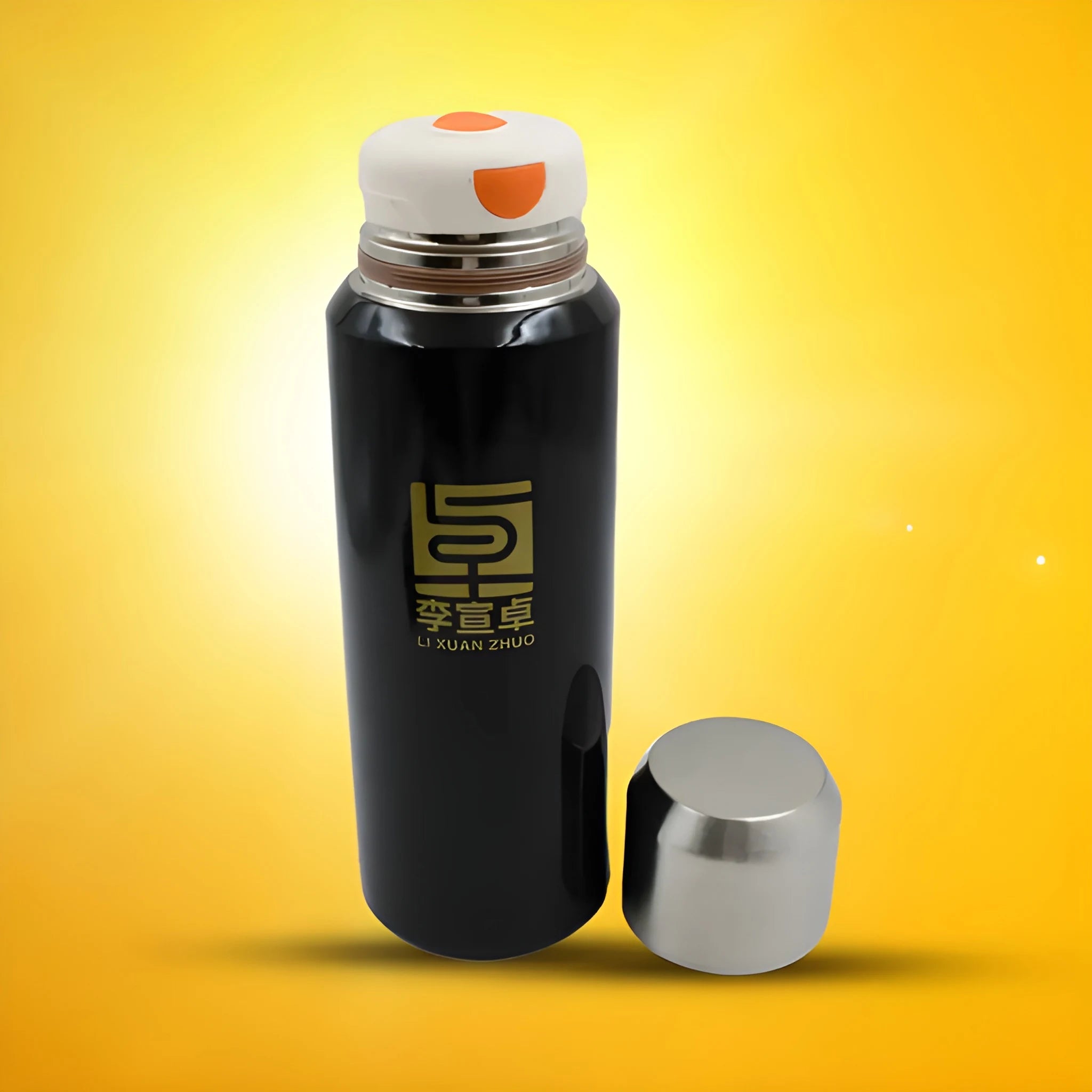 Insulated travel thermos bottle