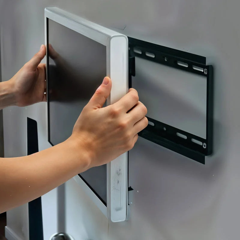 Universal tv wall mount