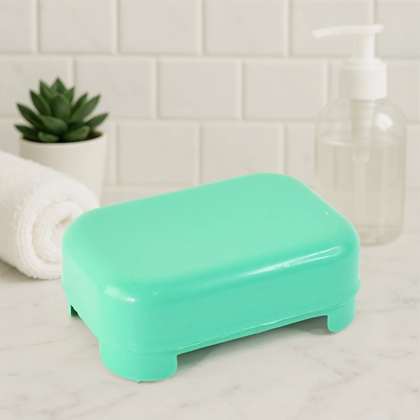 Plastic Soap Case with Lid – 1 Pc - Home Improvement