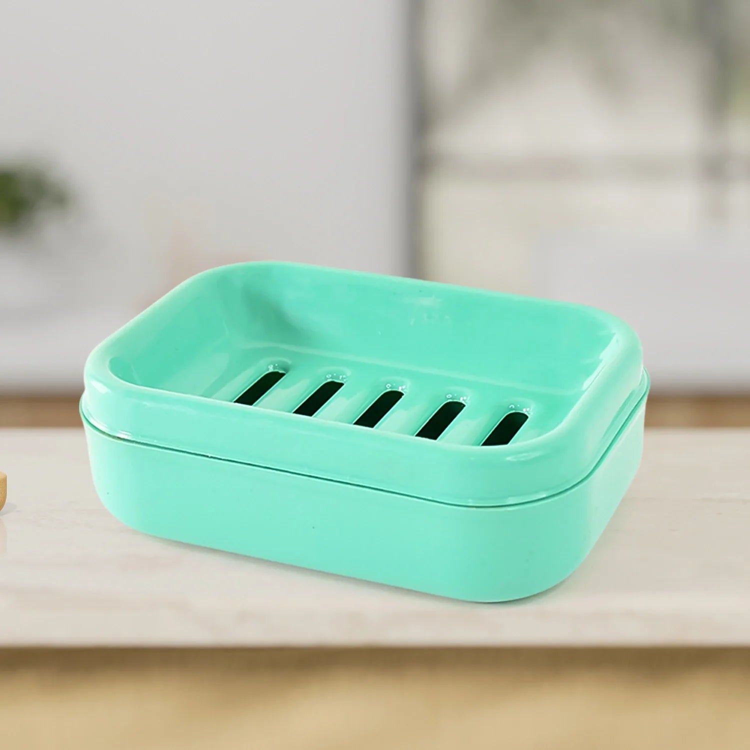 Plastic Soap Case with Lid – 1 Pc - Home Improvement