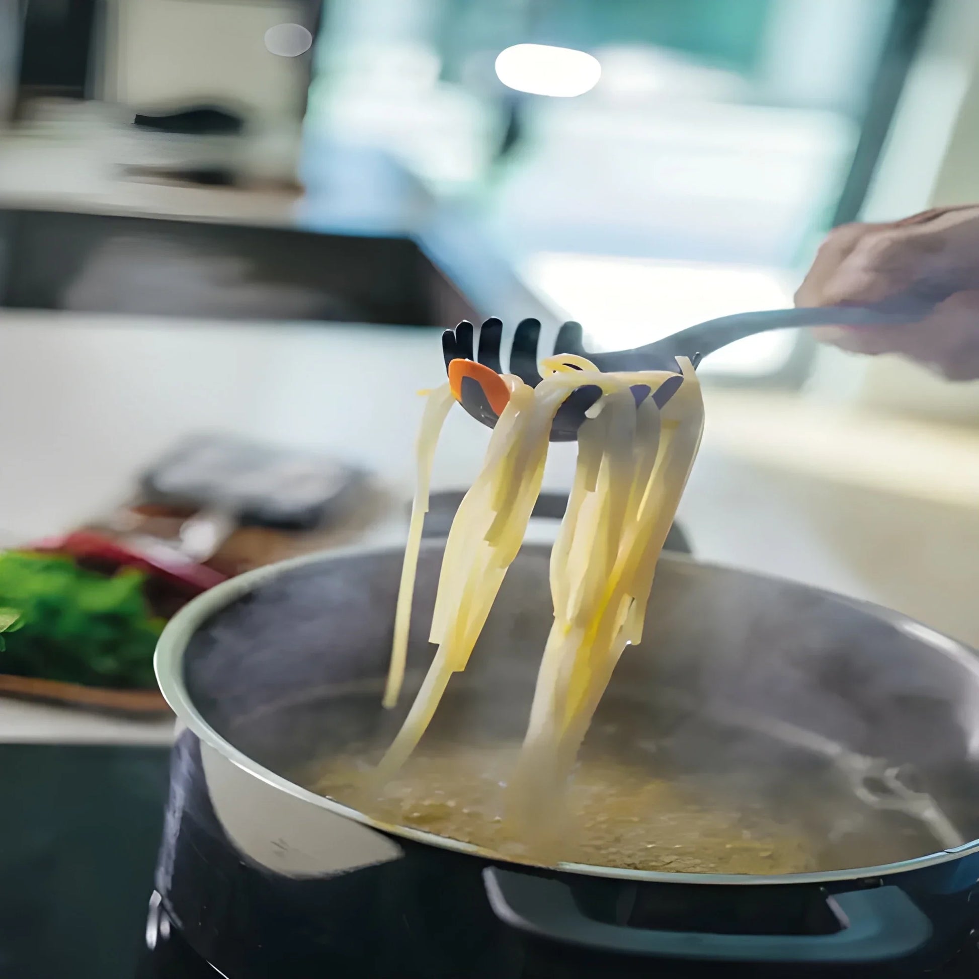 Pro Pasta Multi-Spoon - Home & Kitchen