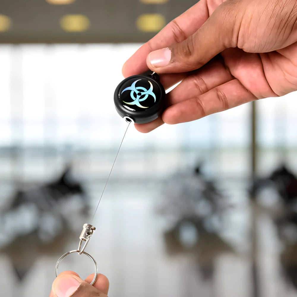 Retractable Keychain Clip Holder - Car & Motorbike