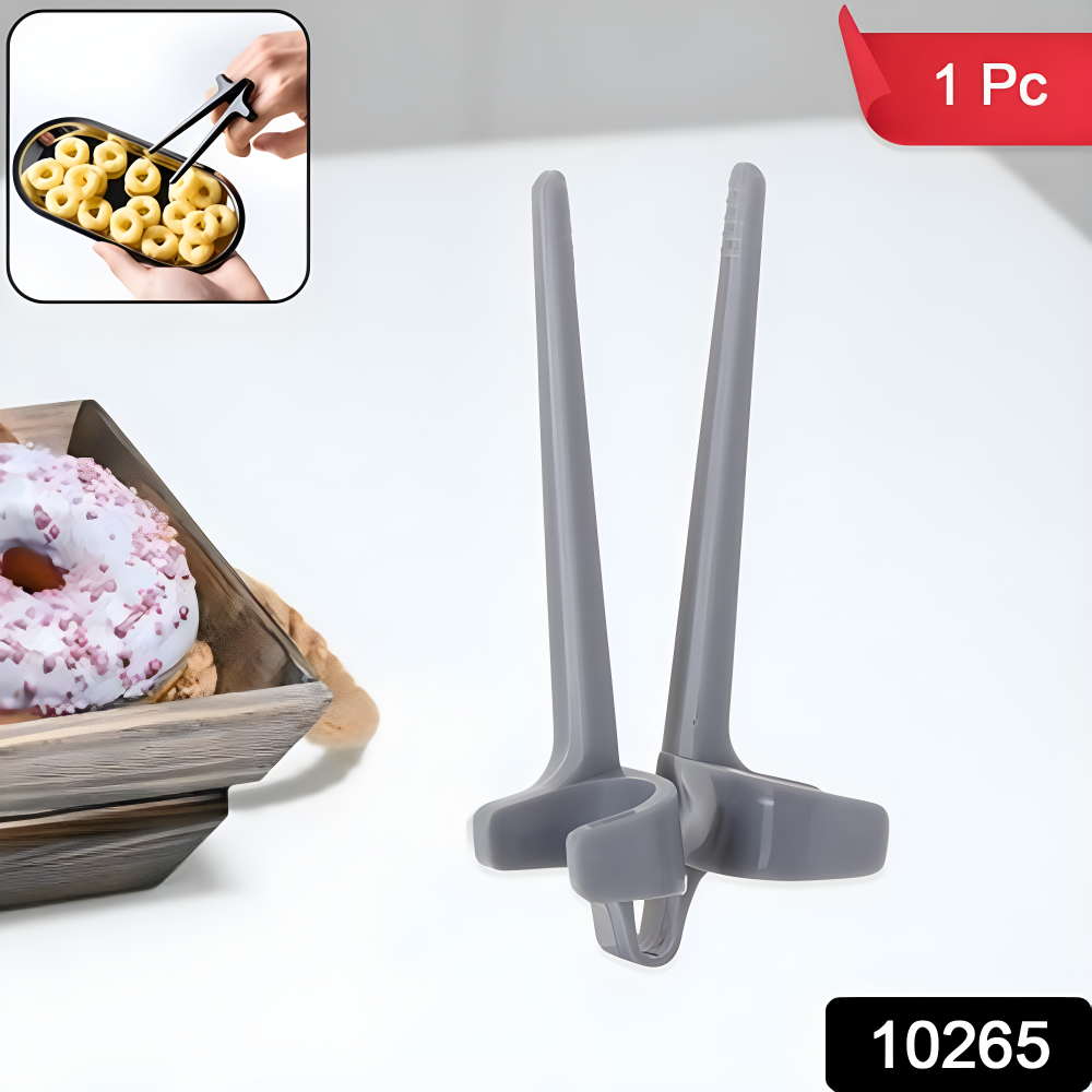 Gaming snack finger tongs