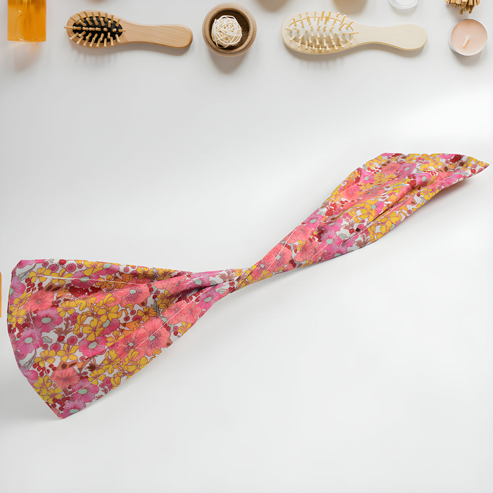 Knotted wire hair band