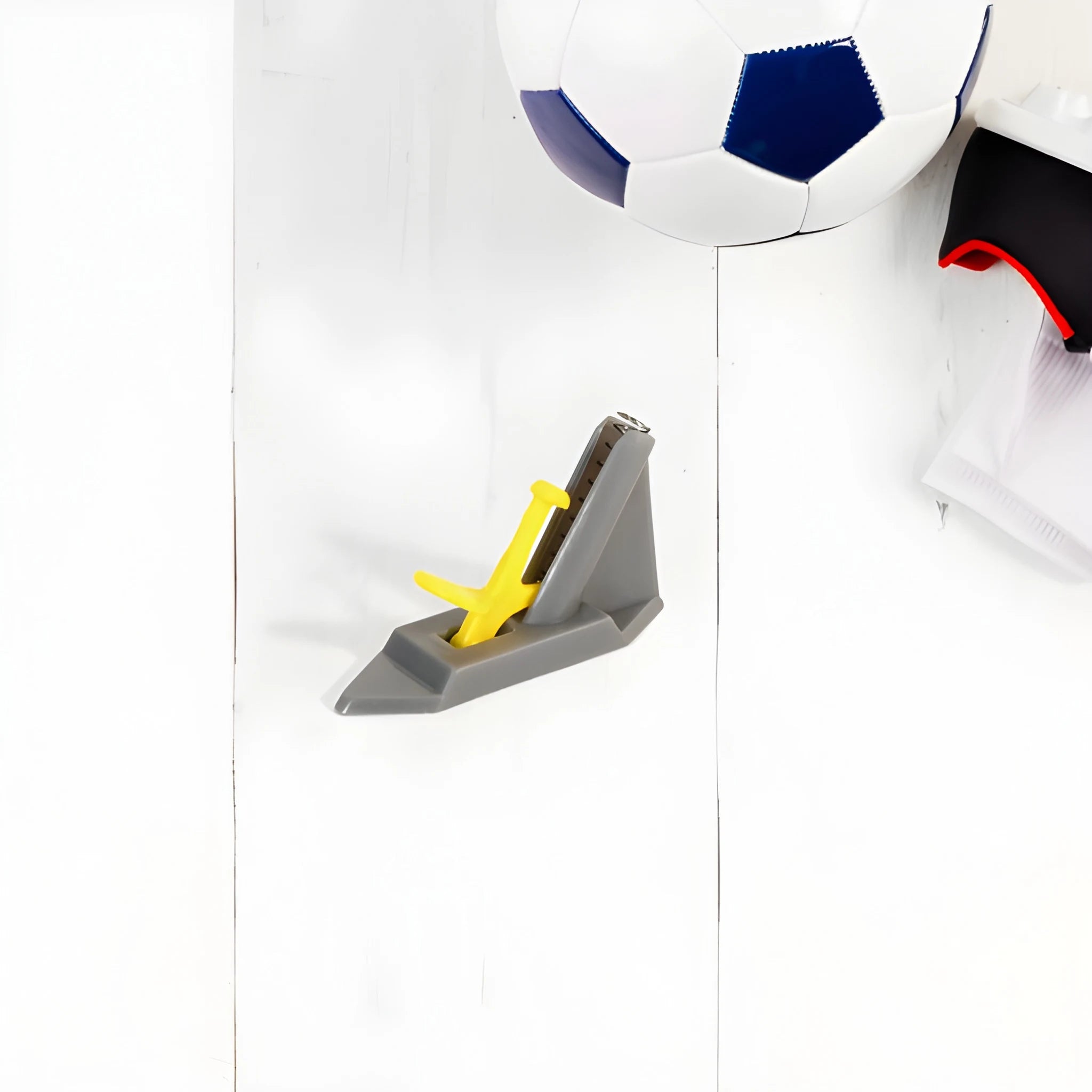 Air-powered rocket toy